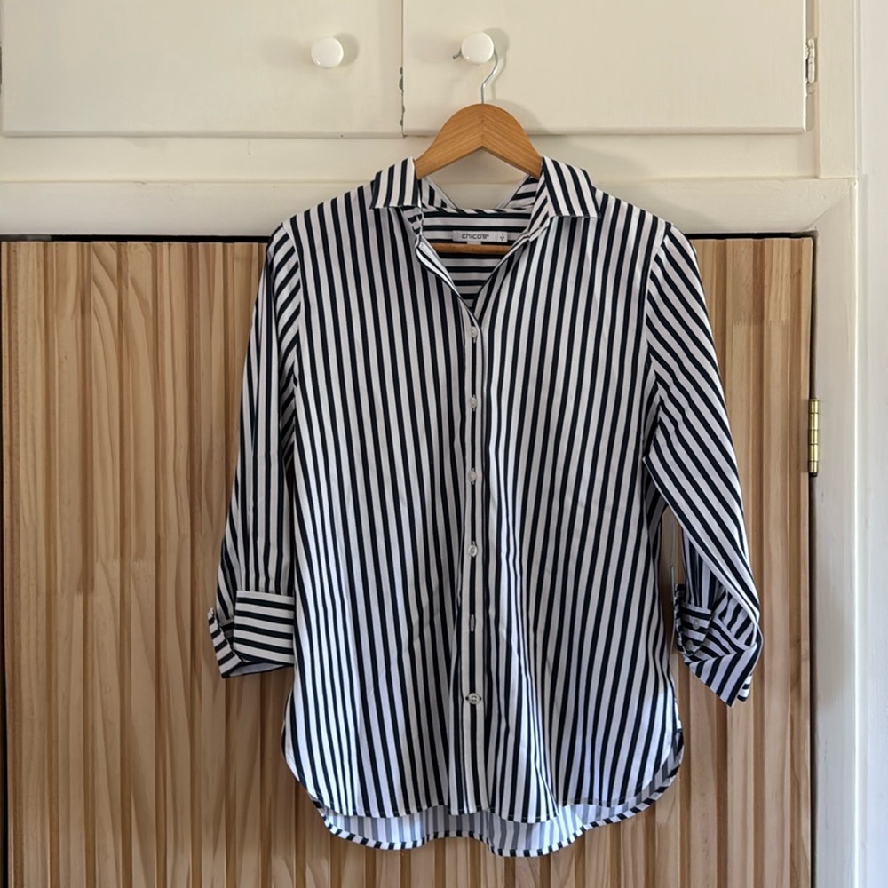 Chico’s No Iron Striped Sateen Shirt (button down tunic) Size 8/10 Medium, NWT